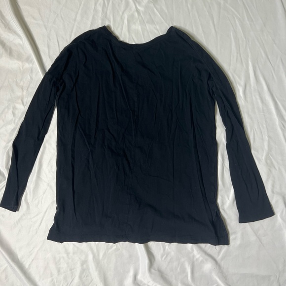 Black Long Sleeve Boyfriend Tee Old Navy - Picture 2 of 3
